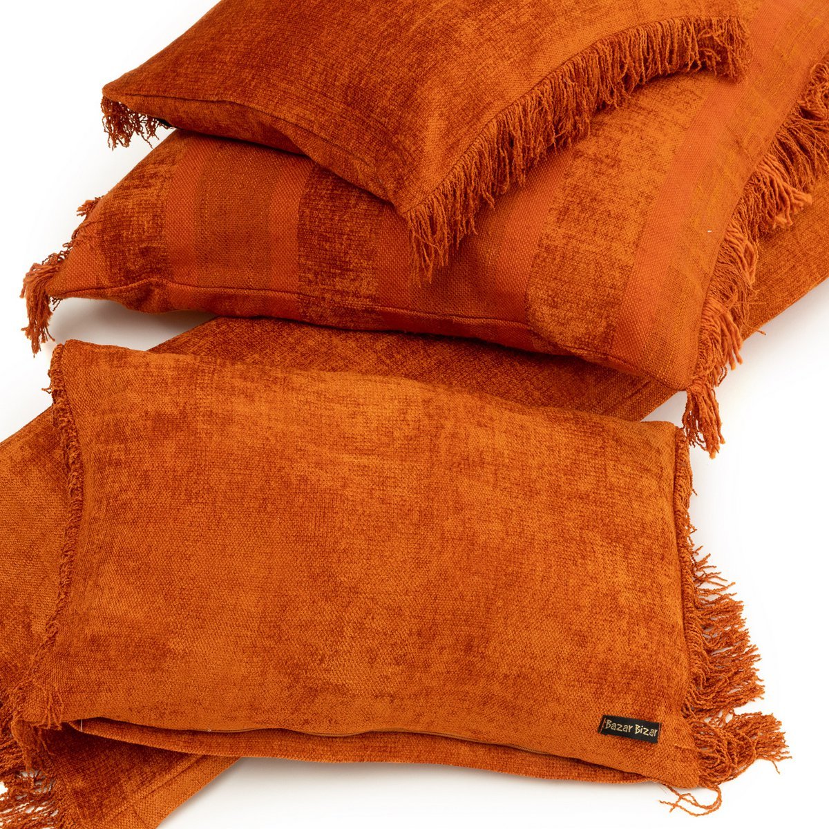 The Oh My Gee Cushion Cover - 40 cm x 40 cm - Rust Velvet