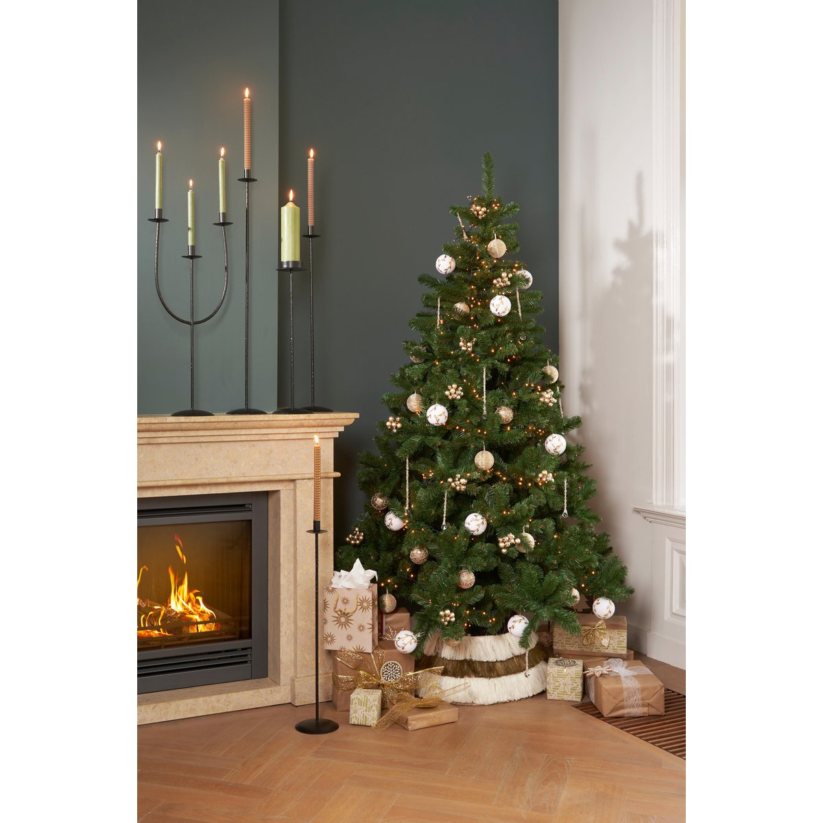 Forrester Artificial Christmas tree - H215 x Ø135 cm - Green