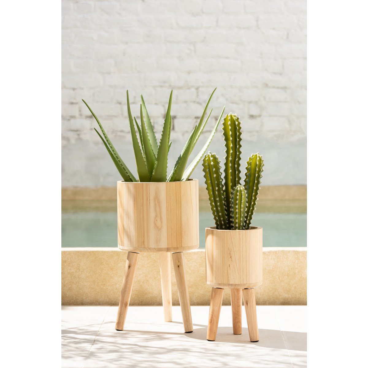 J-Line Set Of Three Flower Pots Classic Wood Natural